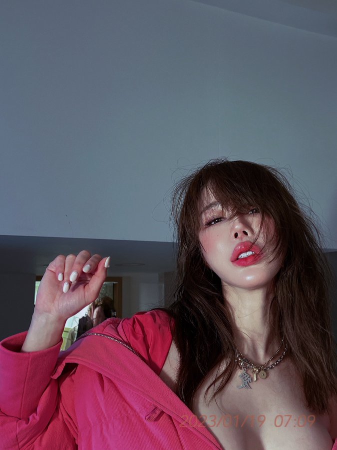 Messy｜媒体1
