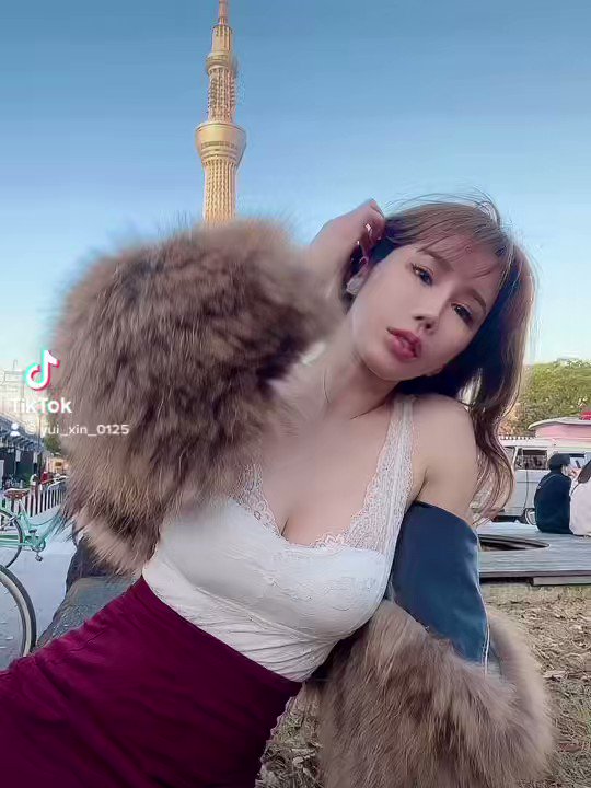 辛尤里 X 动态媒体 1