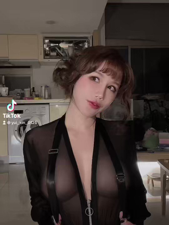 辛尤里 X 动态媒体 1