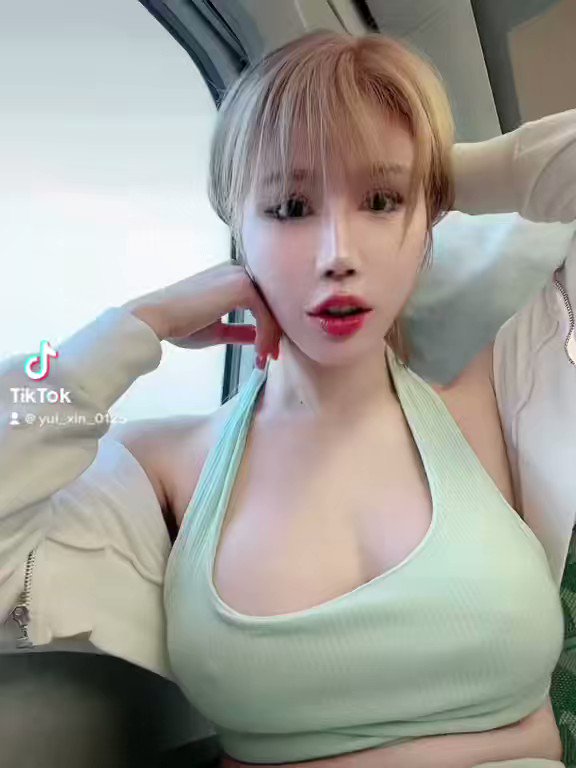 辛尤里 X 动态媒体 1