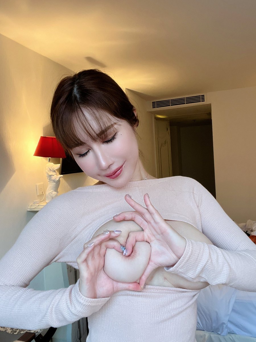 I give u love! 喊+1再私訊送福利～ 飛機群繼續推推，裡面超多免費福利： https:// t.me/+1COf9V-VYVowY zI1 …｜媒体1
